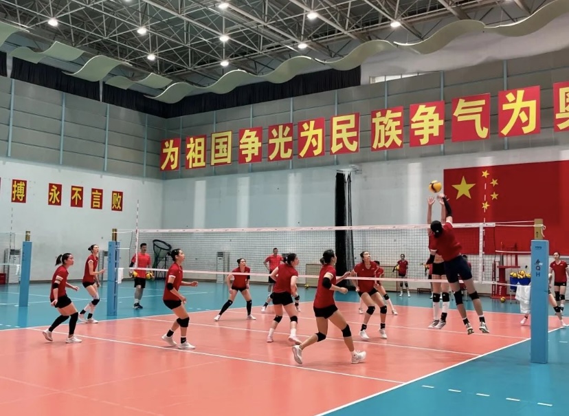 首发阵容有, 夏天成为中