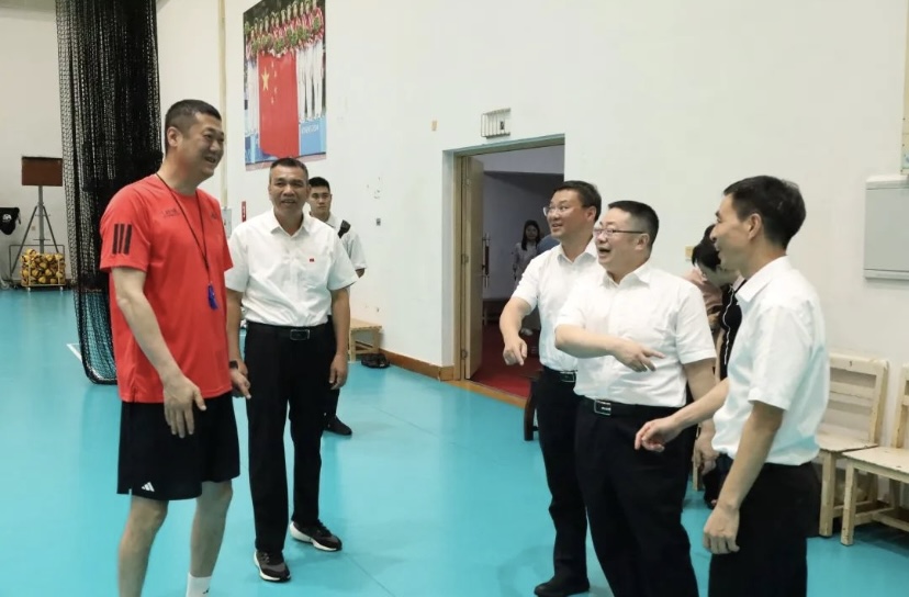 回到熟悉的, 从副攻线的