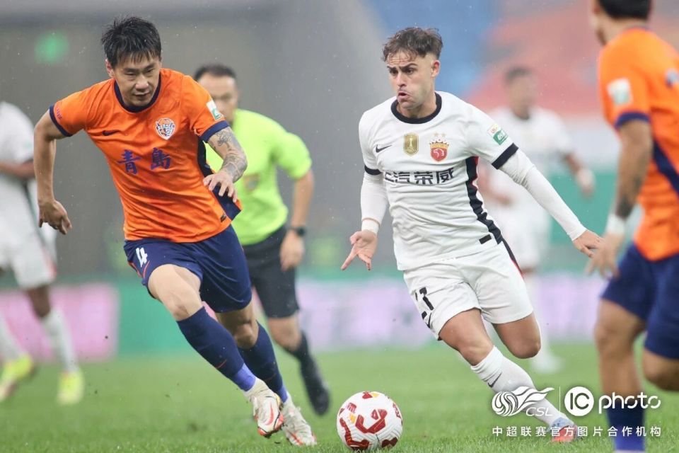 的青岛海牛, 前深圳新鹏